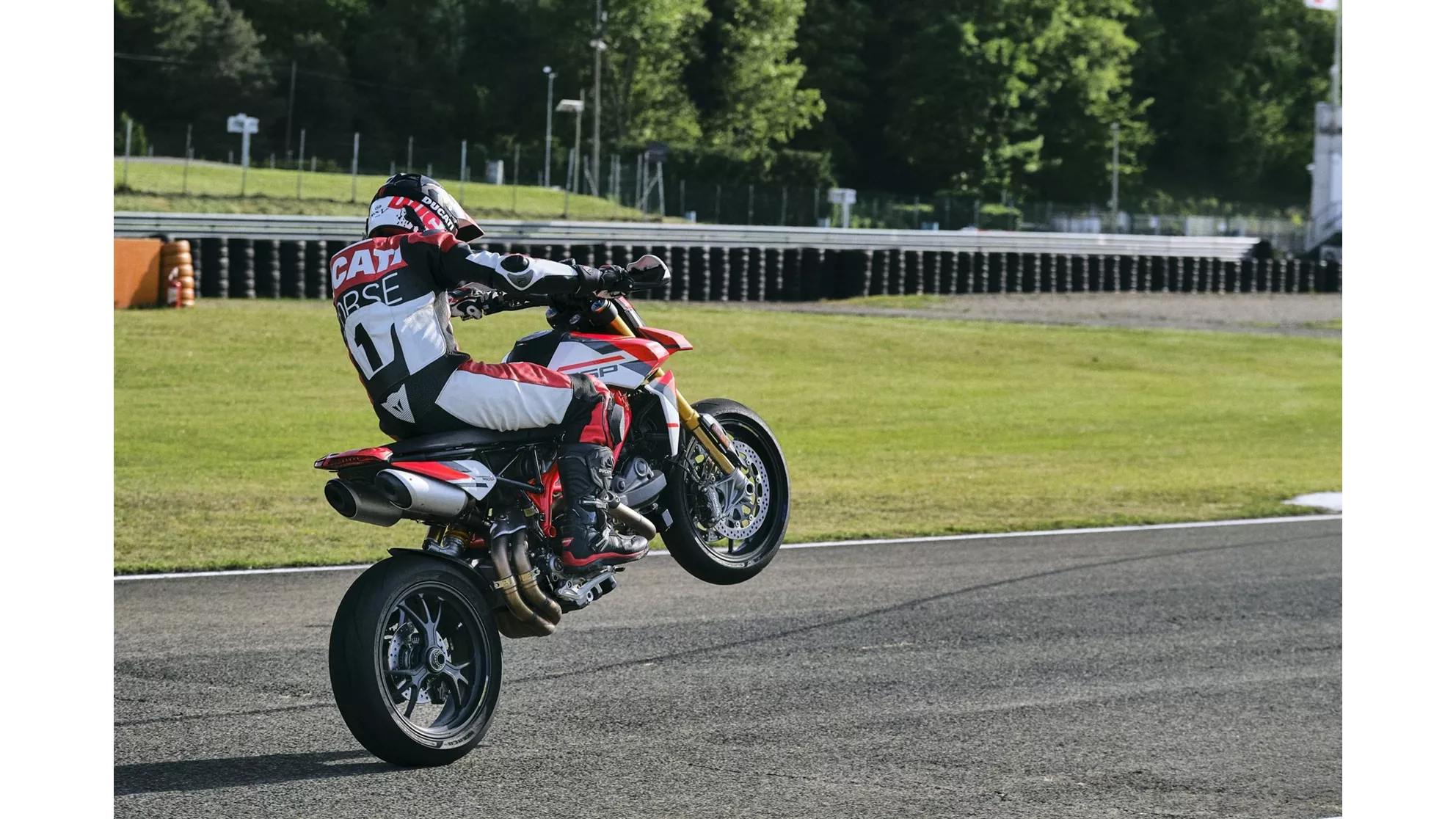 Ducati Hypermotard 950 SP - Image 23 Ducati Hypermotard 950 SP - Image 23