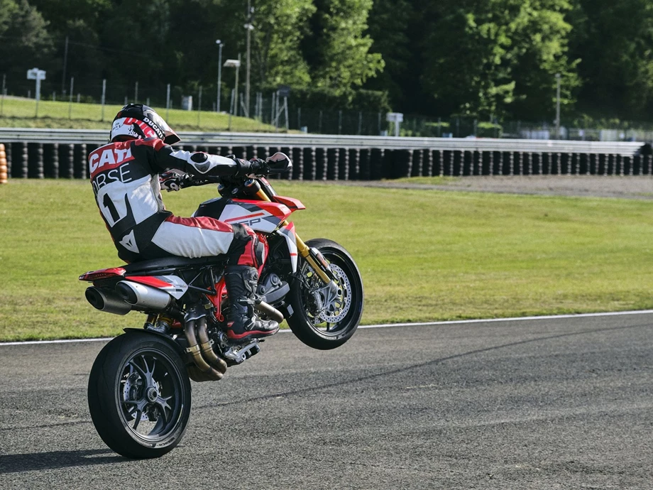 Ducati Hypermotard 950 SP Bild 24: Ducati Hypermotard 950 SP
