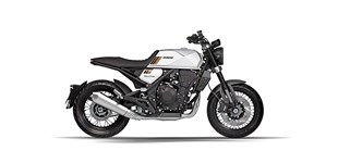 Aprilia Dorsoduro 750 2011 vs Brixton Crossfire 500 2022