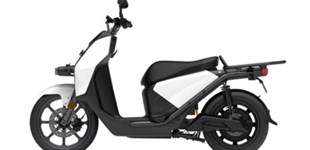 Seat MO eScooter 125 2021 vs Super Soco VS1 2022