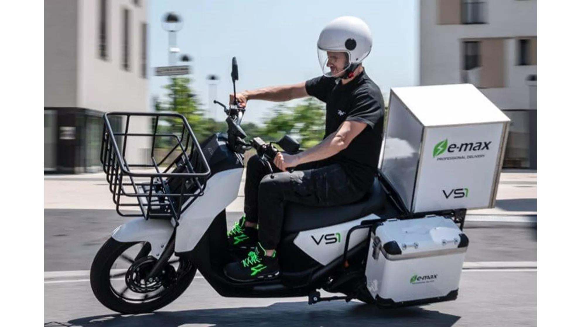 Super Soco VS1 - Image 1 Super Soco VS1 - Image 1