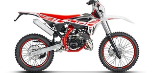 Beta RR 2T 50 Sport 2022 vs Rieju MRT 50 Pro 2021