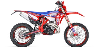 Beta RR 300 Racing 2022 vs BMW K 1200 LT 2009