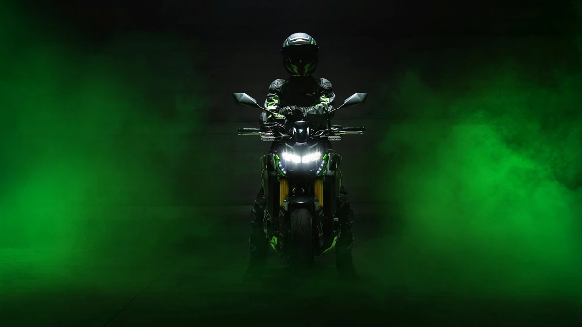 Kawasaki Z900 SE Bild 2: Kawasaki Z900 SE