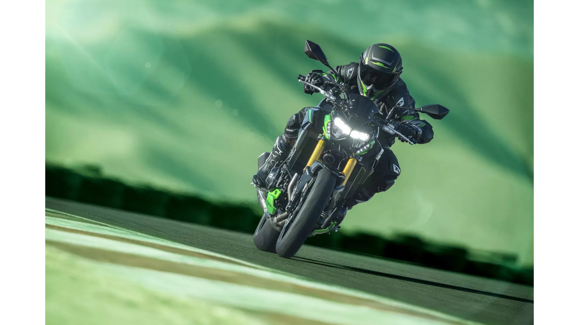 Kawasaki Z900 SE - Image 1 Kawasaki Z900 SE - Image 1