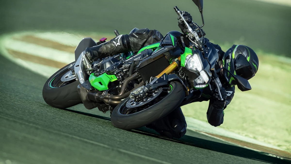 Kawasaki Z900 SE Bild 7: Kawasaki Z900 SE