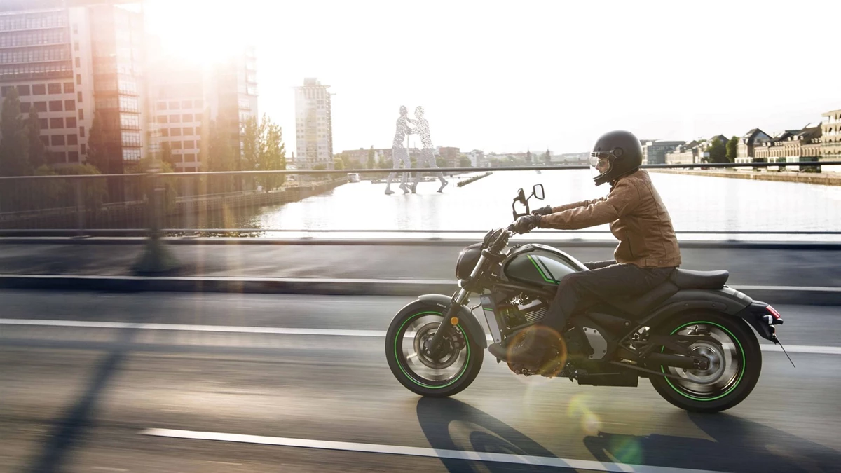 Kawasaki Vulcan S Bild 2: Kawasaki Vulcan S