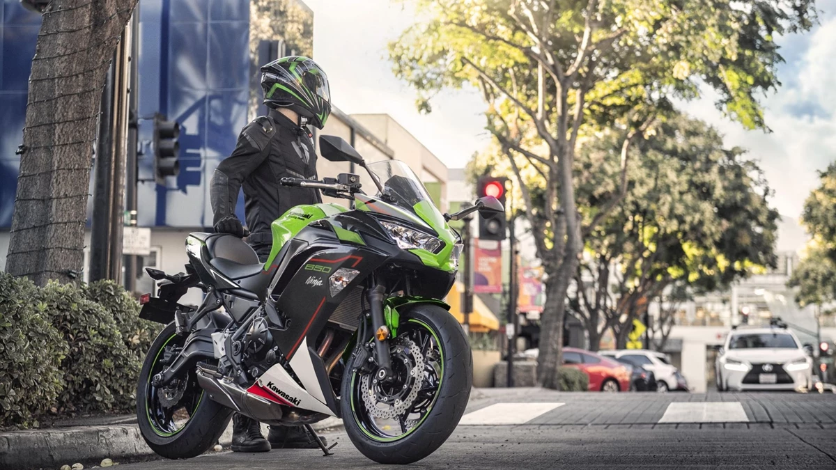 Kawasaki Ninja 650 Bild 7: Kawasaki Ninja 650