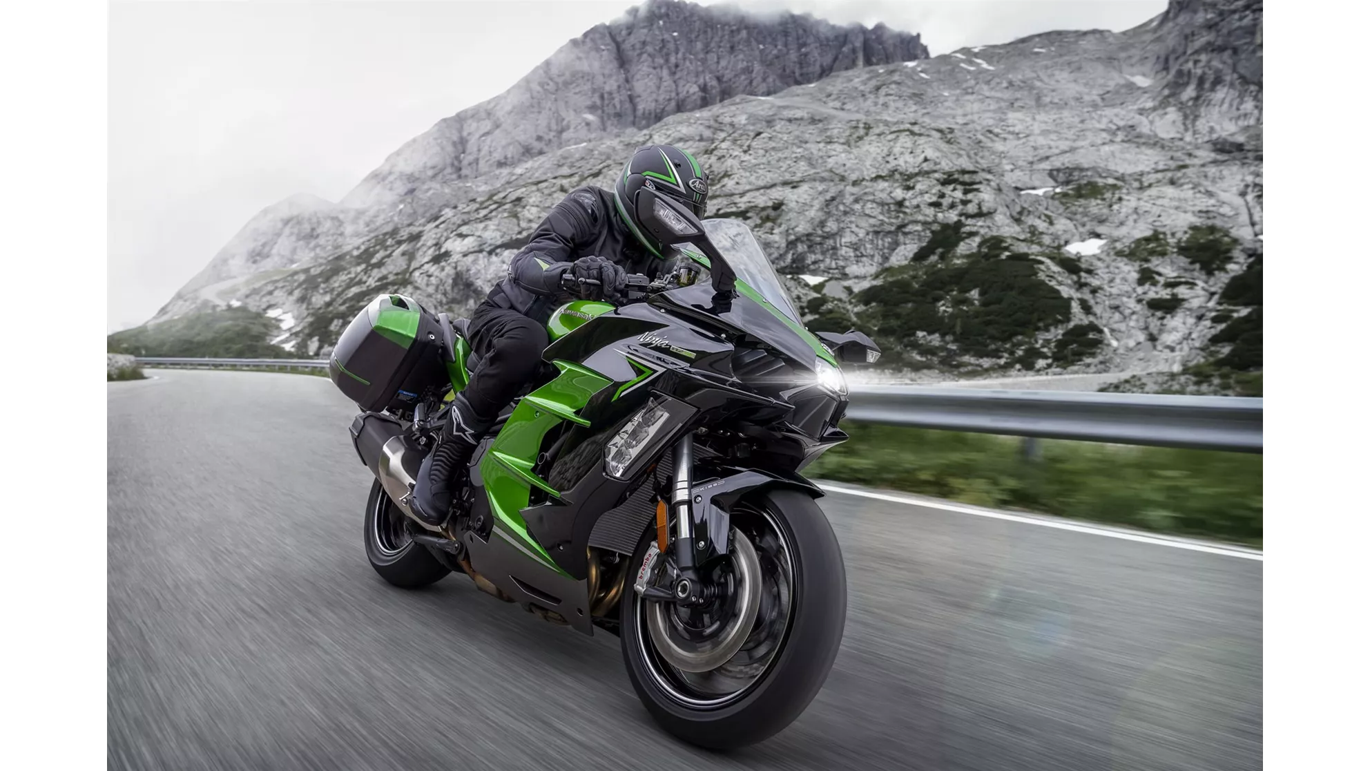 Kawasaki Ninja H2 SX SE - Image 22 Kawasaki Ninja H2 SX SE - Image 22