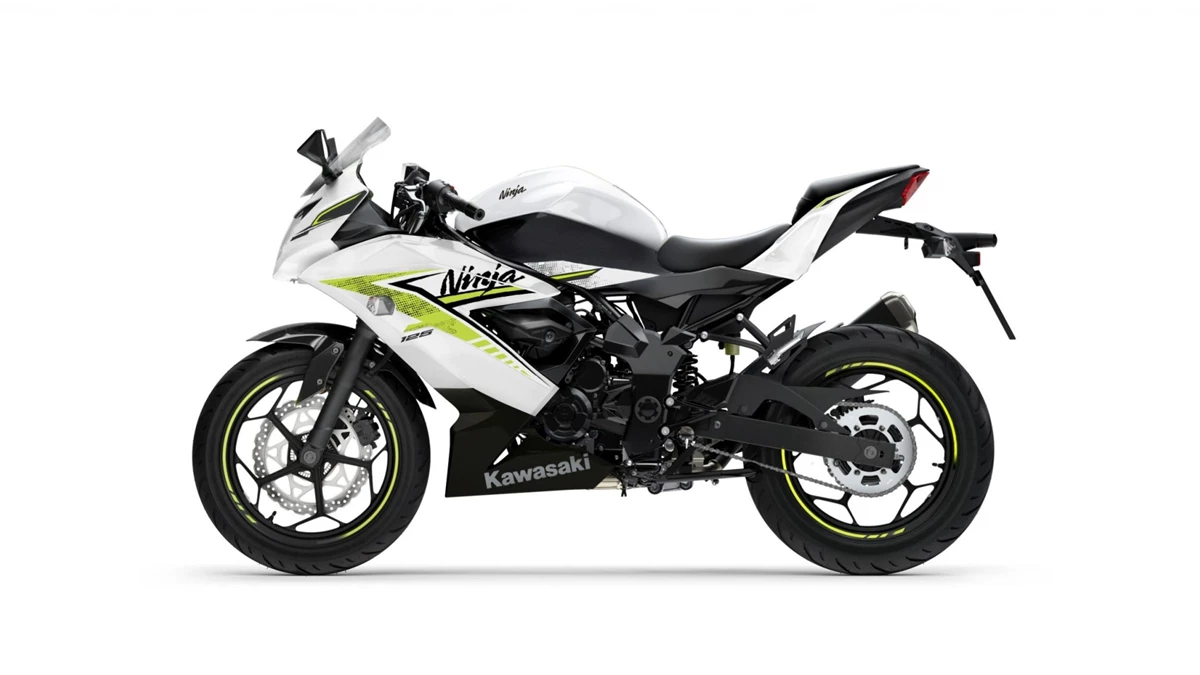 Kawasaki Ninja 125 Bild 10: Kawasaki Ninja 125