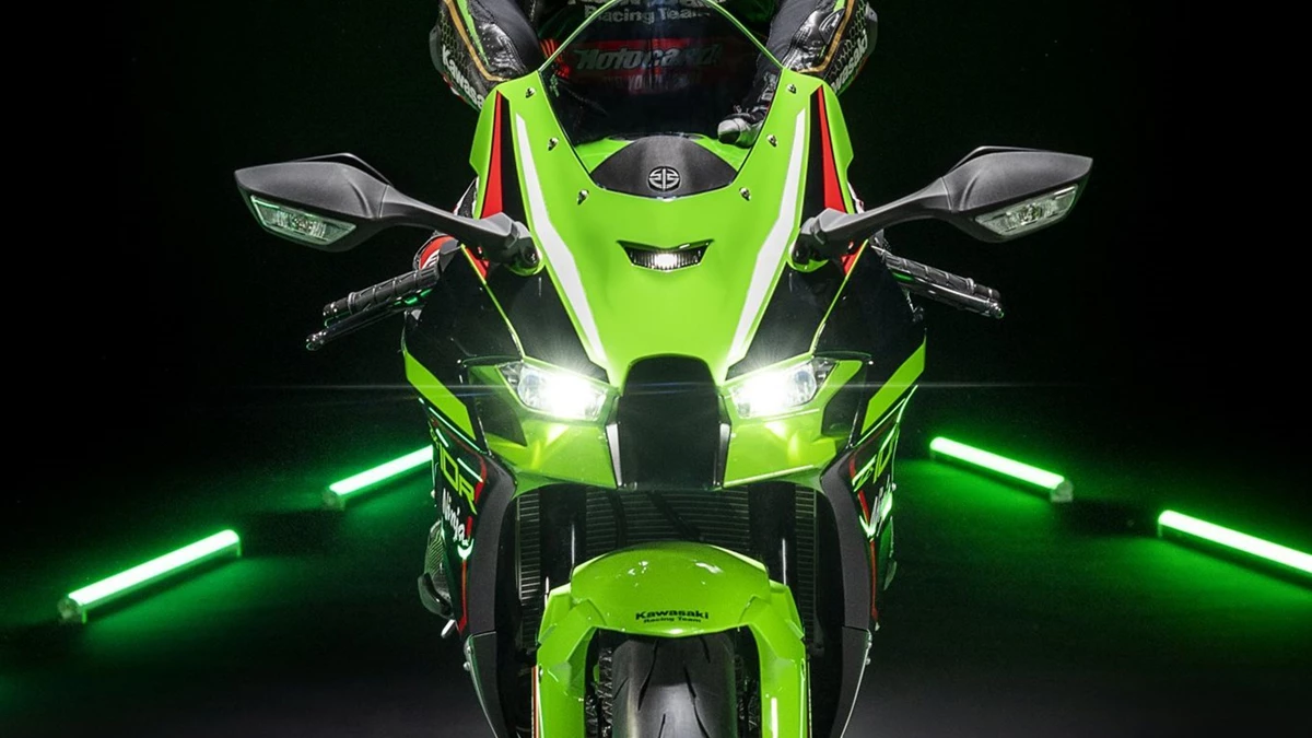 Kawasaki Ninja ZX-10R Bild 9: Kawasaki Ninja ZX-10R