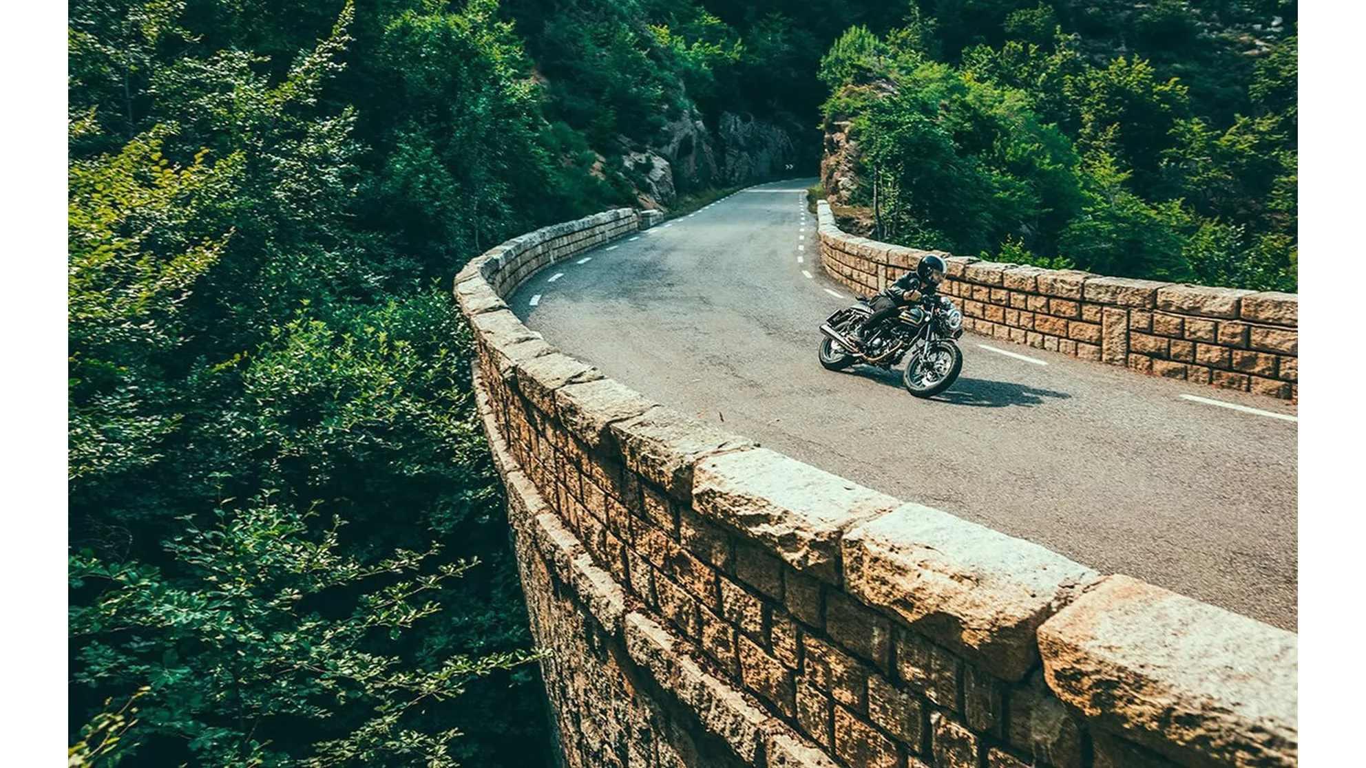 Macbor Johnny Be Good - Image 8 Macbor Johnny Be Good - Image 8