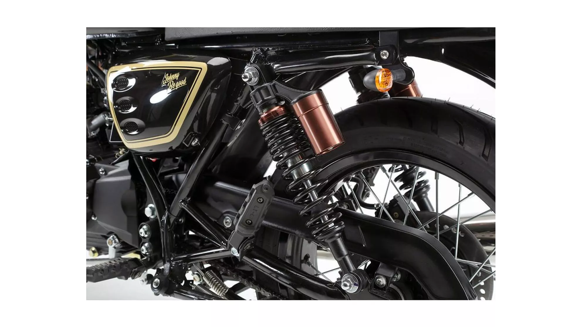 Macbor Johnny Be Good - Image 9 Macbor Johnny Be Good - Image 9