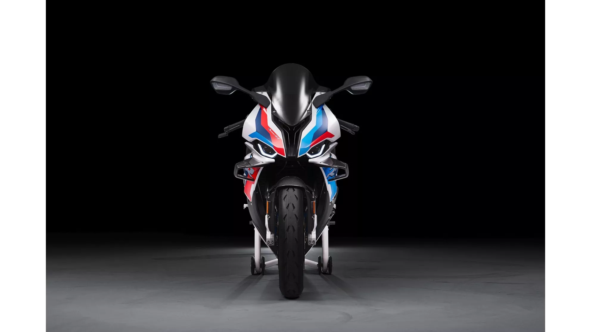 BMW M 1000 RR - Image 3 BMW M 1000 RR - Image 3