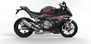 BMW S 1000 RR 2022 vs Suzuki GSX-R 600 2010