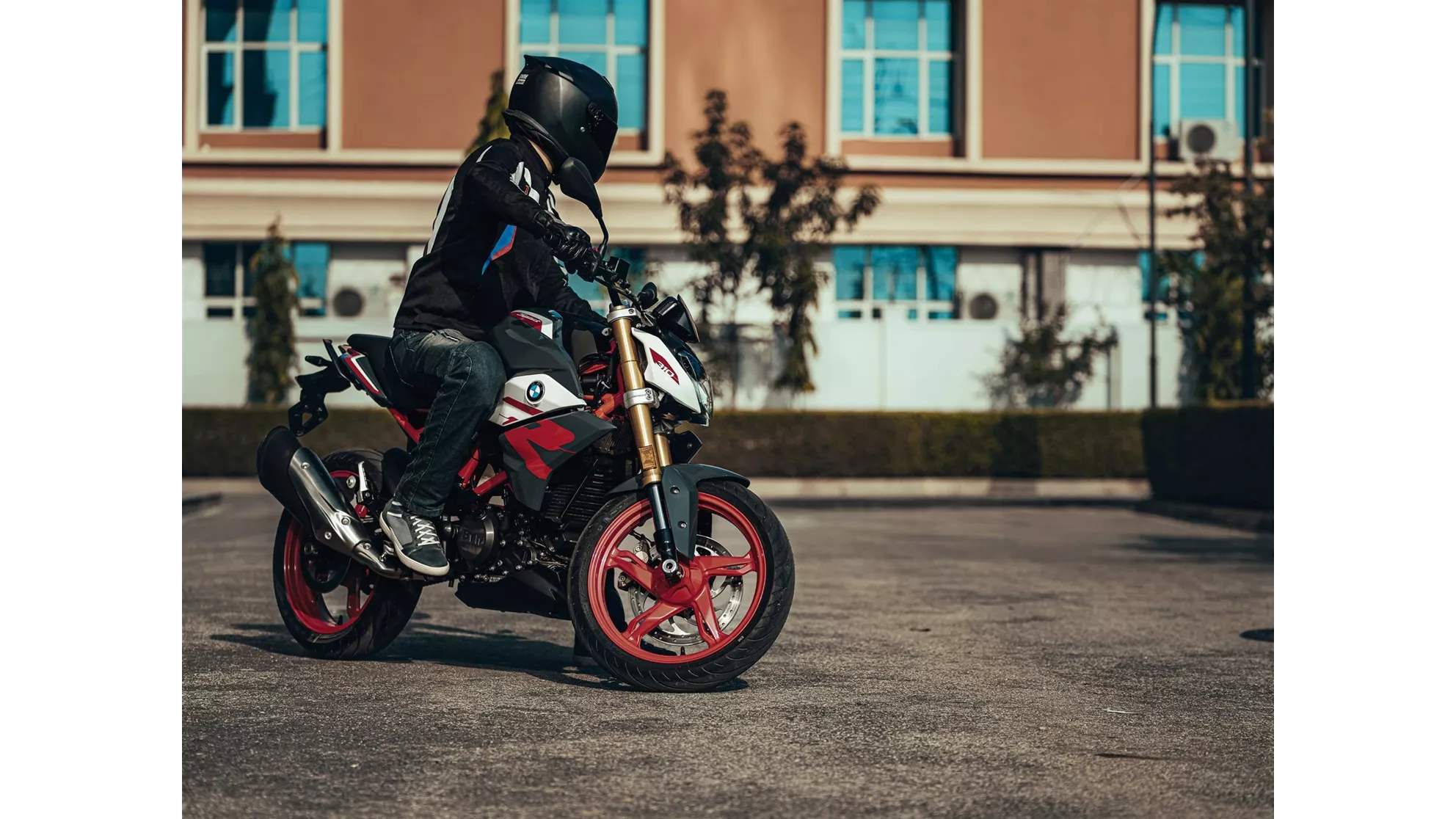 BMW G 310 R - Image 13 BMW G 310 R - Image 13