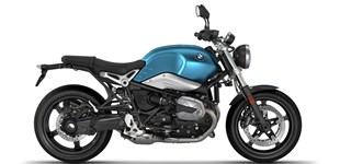 Triumph Bonneville 2010 vs BMW R nineT Pure 2022 Triumph Bonneville 2010 vs BMW R nineT Pure 2022