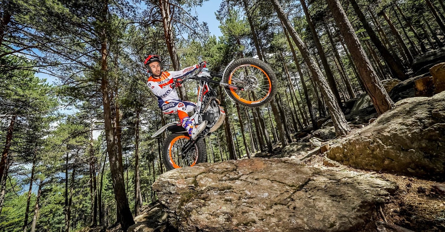 Montesa Cota 301RR Race Replica