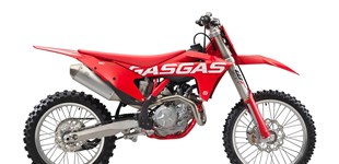 KTM 300 SX 2023 vs GASGAS MC 450F 2022 KTM 300 SX 2023 vs GASGAS MC 450F 2022