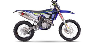 Sherco 125 SE Factory 2022 vs Sherco 250 SEF Factory 2022