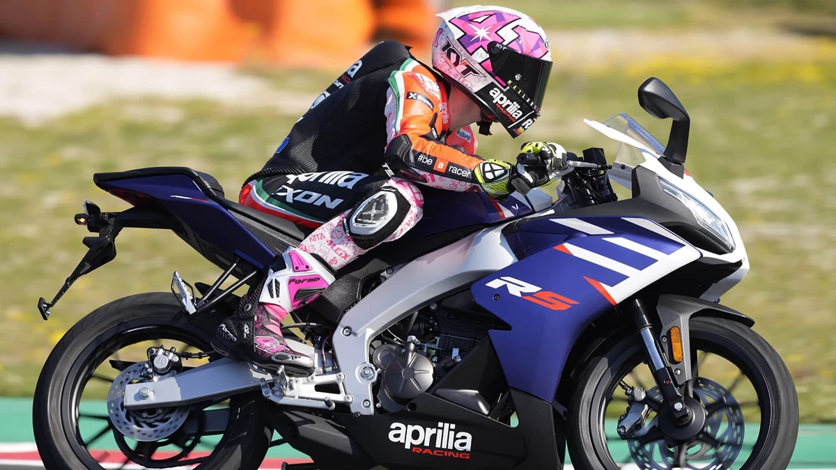 Aprilia RS 125 Bild 7: Aprilia RS 125