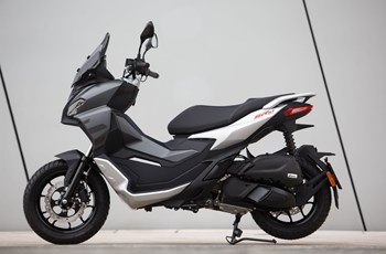 Aprilia SR GT 125 2022 - Bild 28 Aprilia SR GT 125 2022 - Bild 28