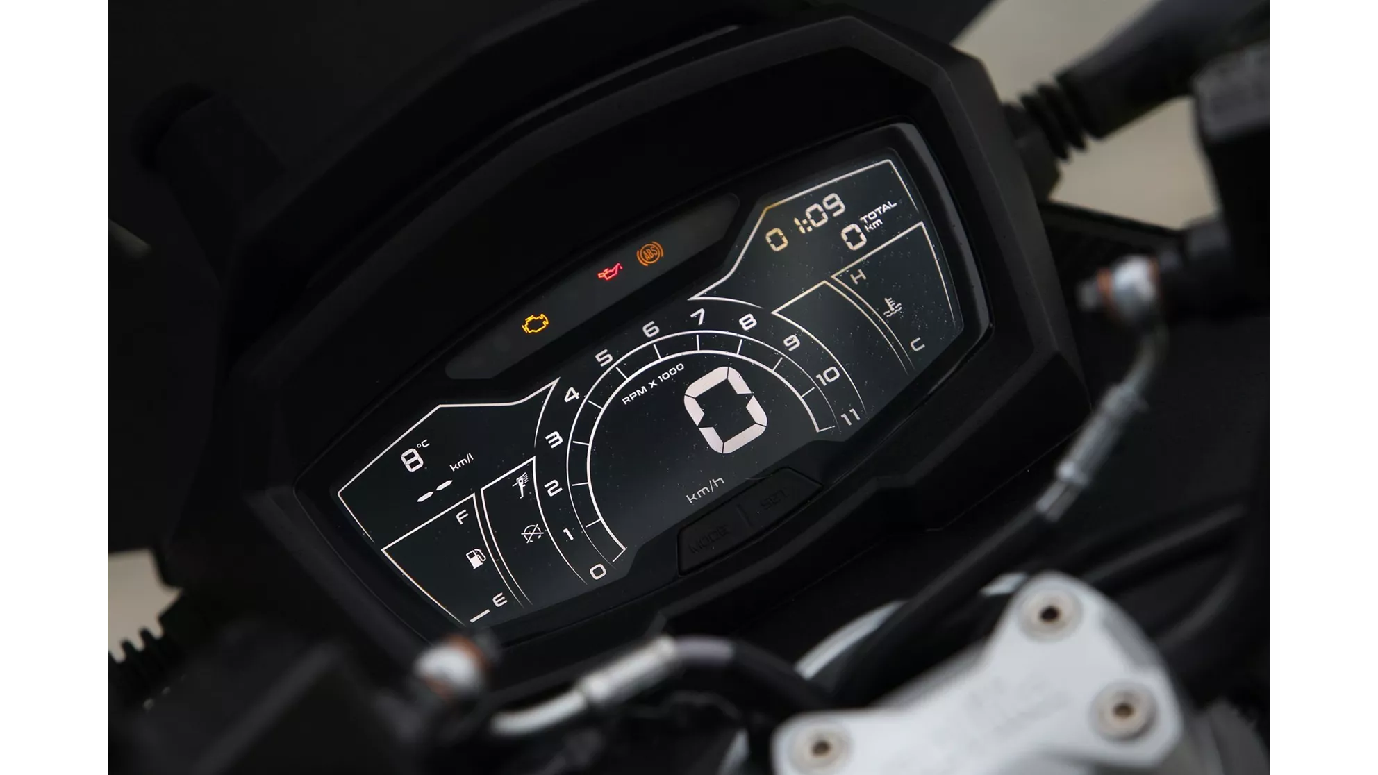 Aprilia SR GT Sport 125 - Image 9 Aprilia SR GT Sport 125 - Image 9