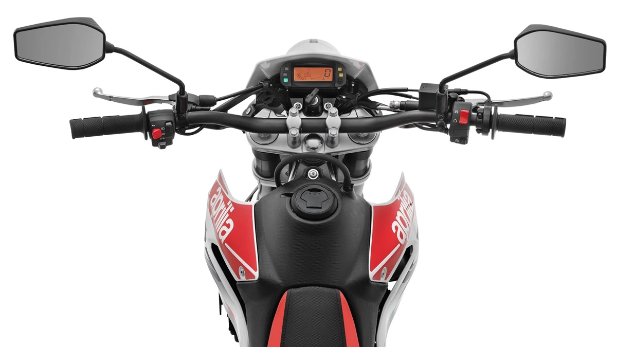 Aprilia SX 125 Bild 12: Aprilia SX 125