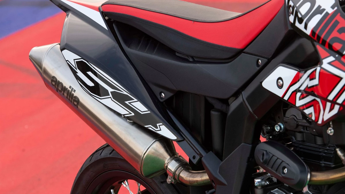 Aprilia SX 125 Bild 10: Aprilia SX 125