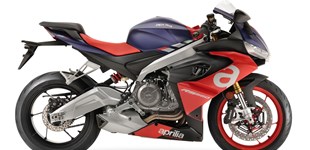 Triumph Speed Twin 1200 2023 vs Aprilia RS 660 2022 Triumph Speed Twin 1200 2023 vs Aprilia RS 660 2022