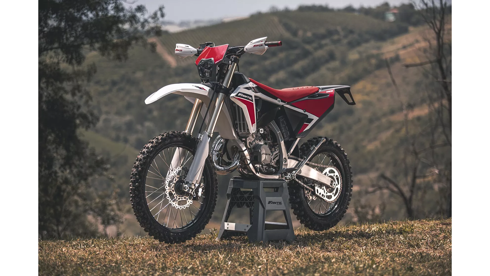 Fantic XE 125 - Image 4 Fantic XE 125 - Image 4