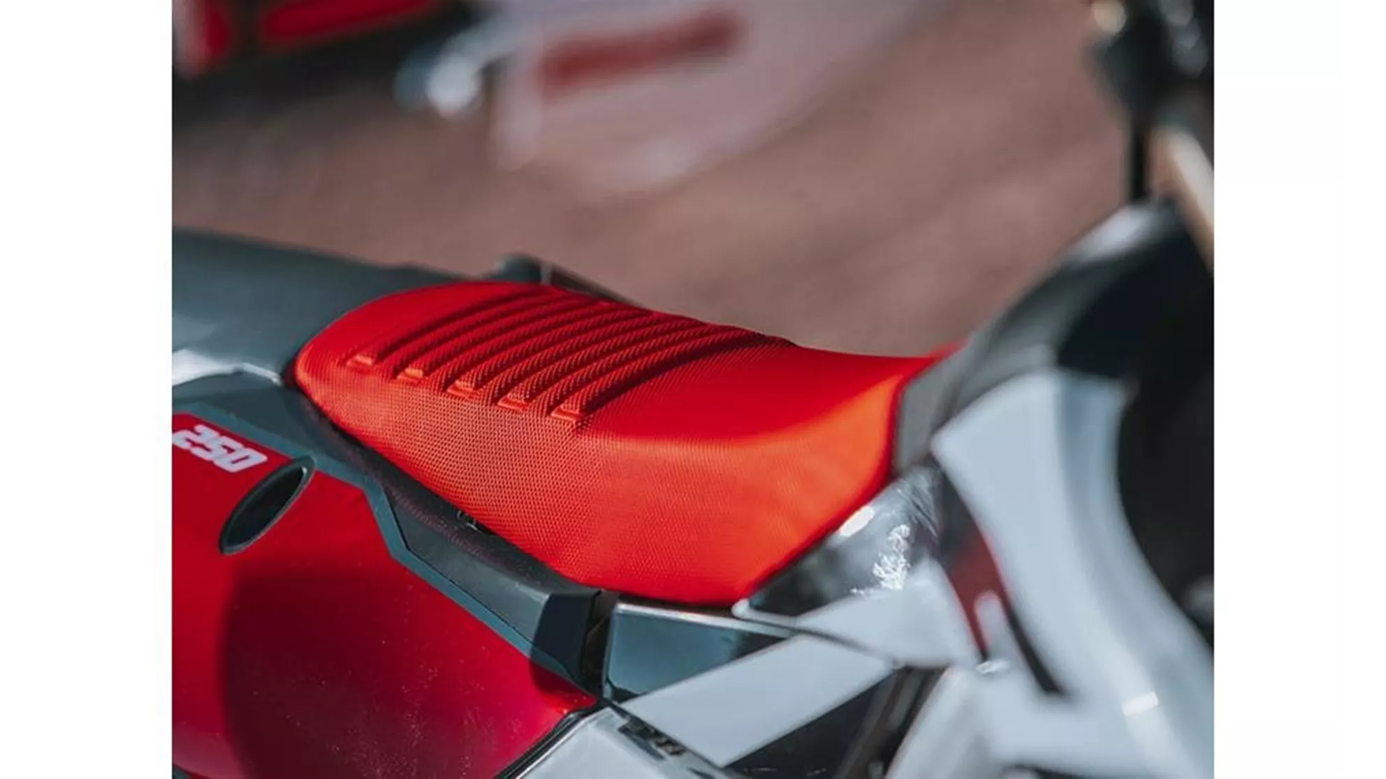 Fantic XEF 250 - Image 2 Fantic XEF 250 - Image 2