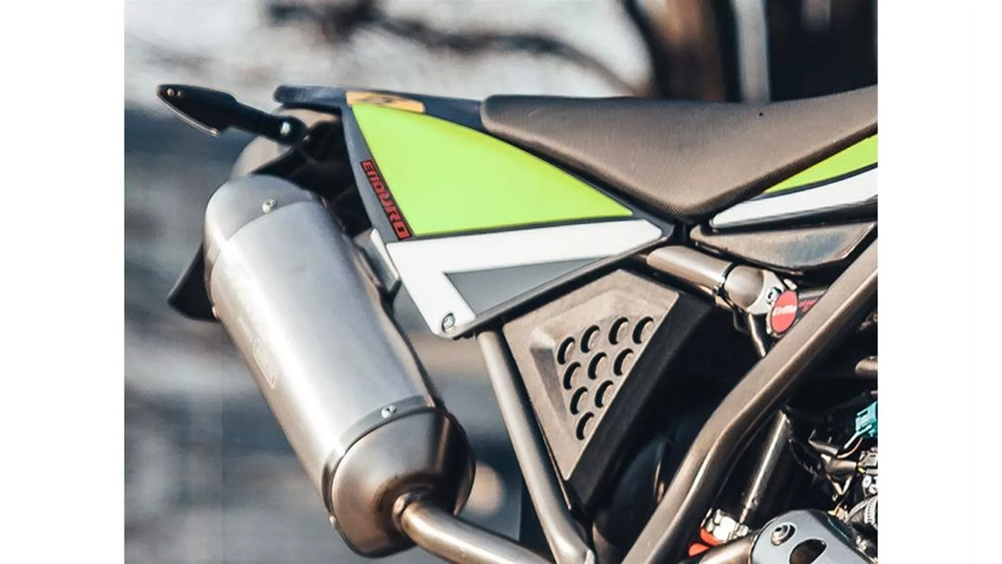 Fantic XEF 125 Performance - Image 1 Fantic XEF 125 Performance - Image 1