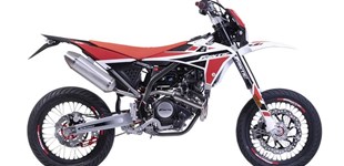 Fantic XMF 125 Performance 2022 vs Fantic 125E Performance 2020