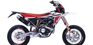 Yamaha MT-125 2022 vs Fantic XMF 125 Competition 2022