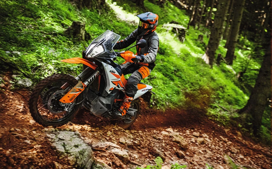 KTM 890 Adventure R Bild 13: KTM 890 Adventure R