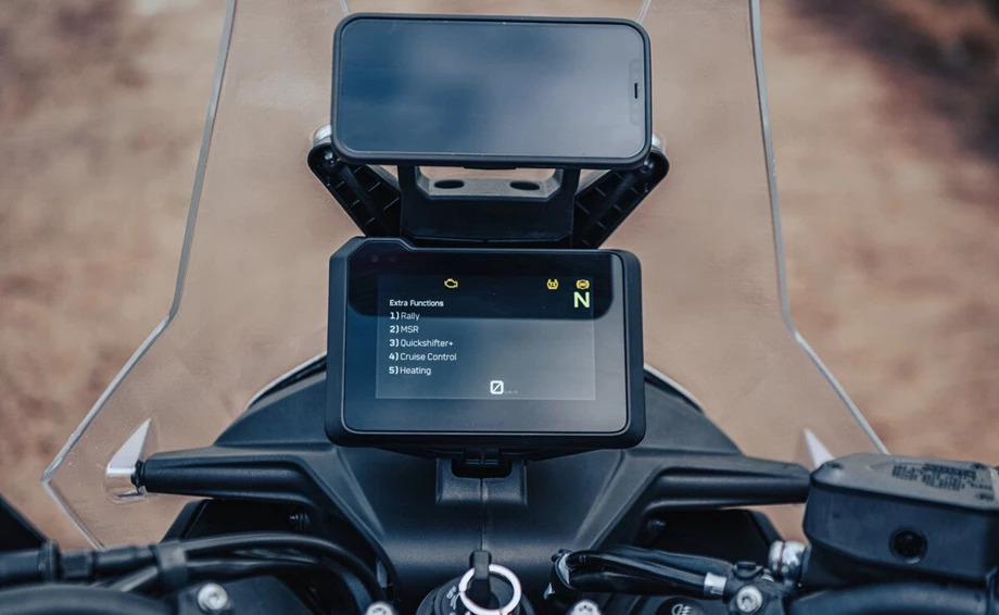 KTM 890 Adventure Bild 7: KTM 890 Adventure