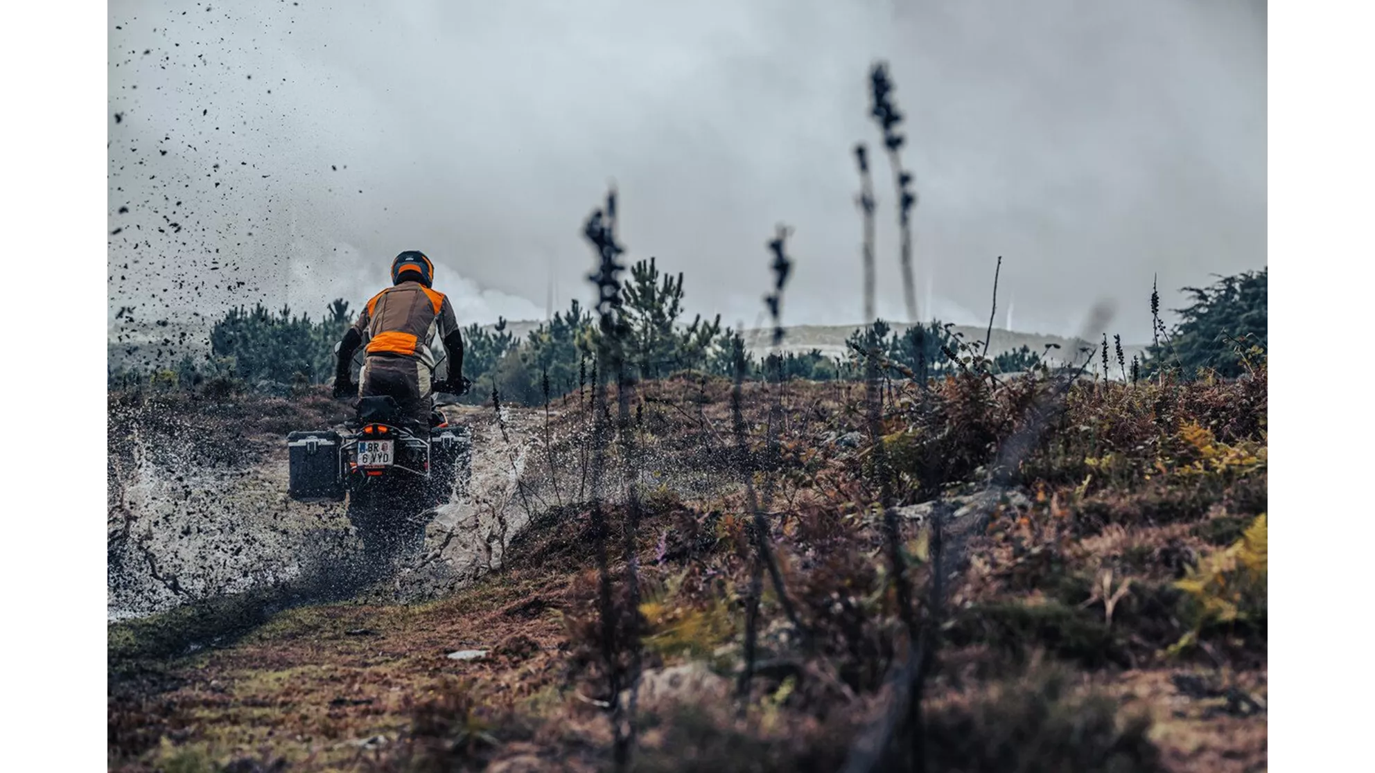 KTM 890 Adventure - Image 9 KTM 890 Adventure - Image 9