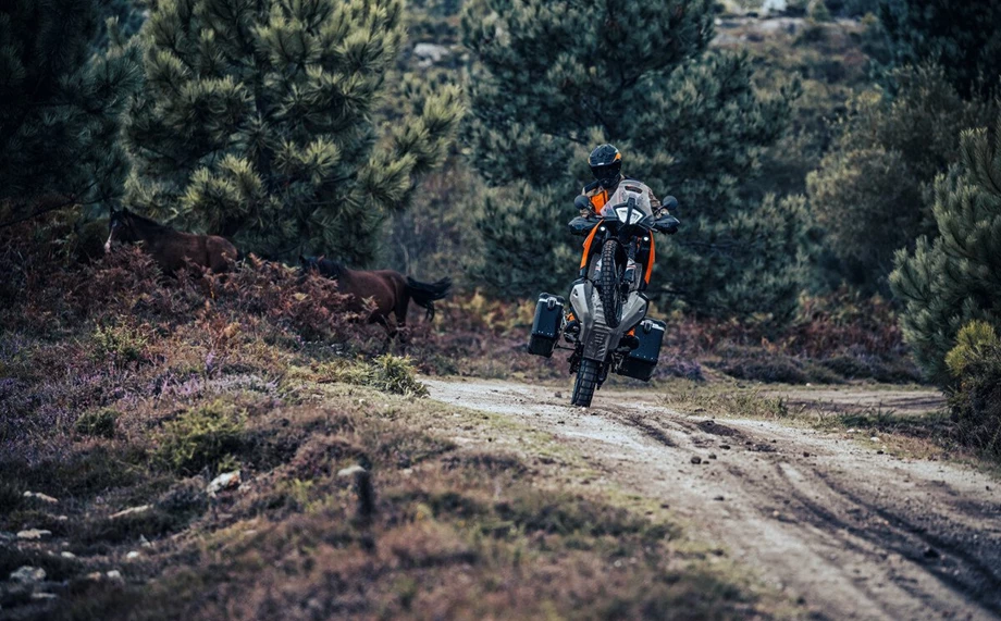KTM 890 Adventure Bild 11: KTM 890 Adventure