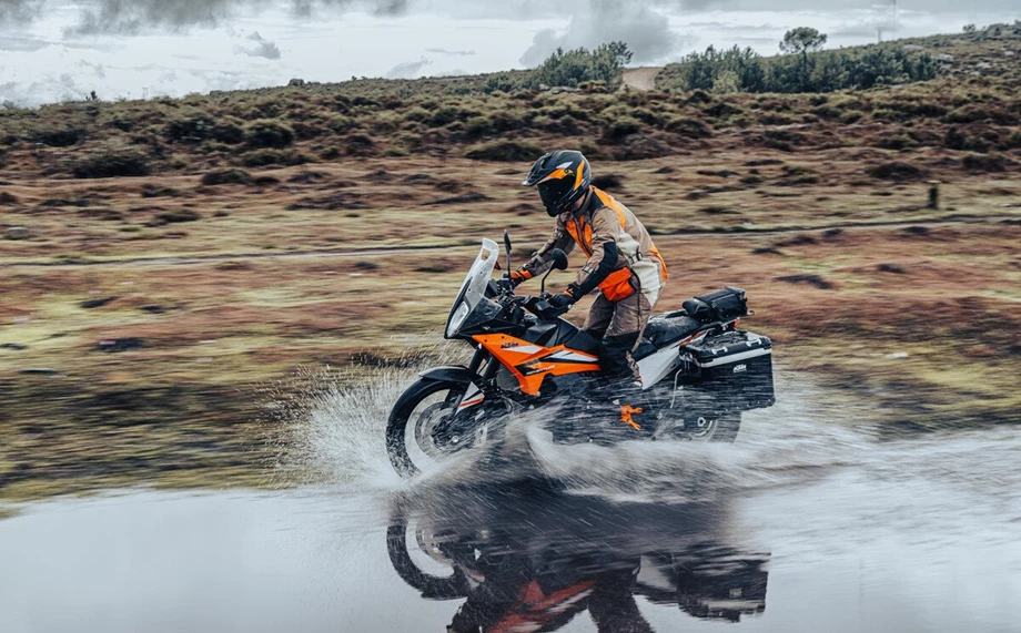 KTM 890 Adventure Bild 12: KTM 890 Adventure