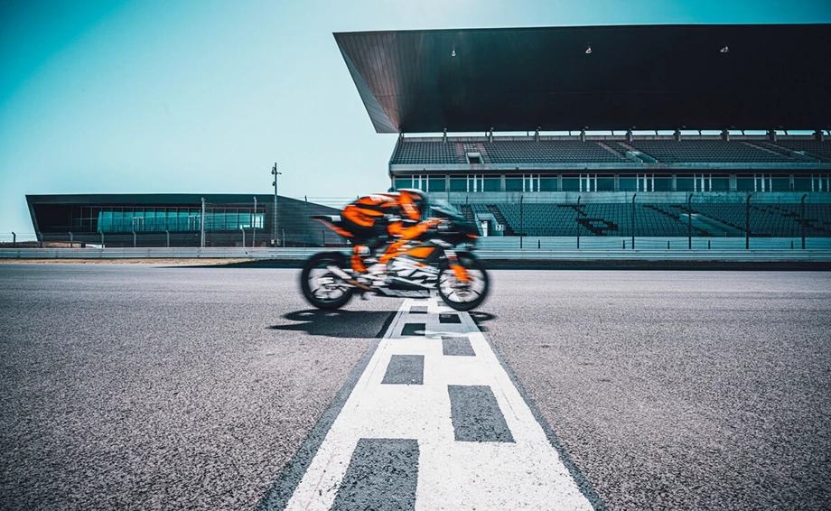 KTM RC 8C Bild 15: KTM RC 8C