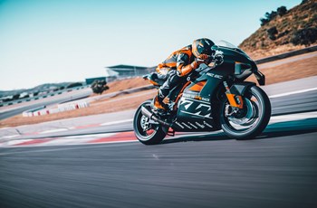 KTM RC 8C 2023 - Bild 17