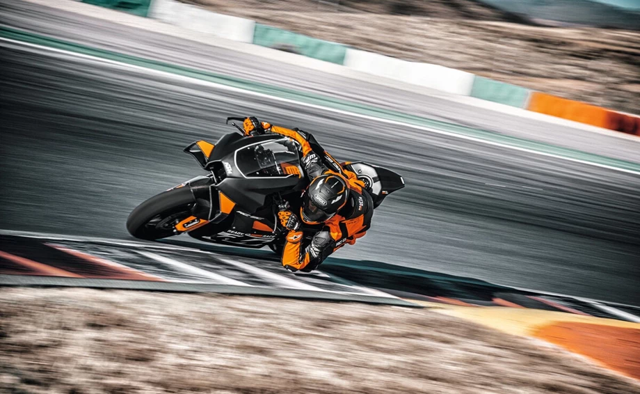 KTM RC 8C Bild 2: KTM RC 8C