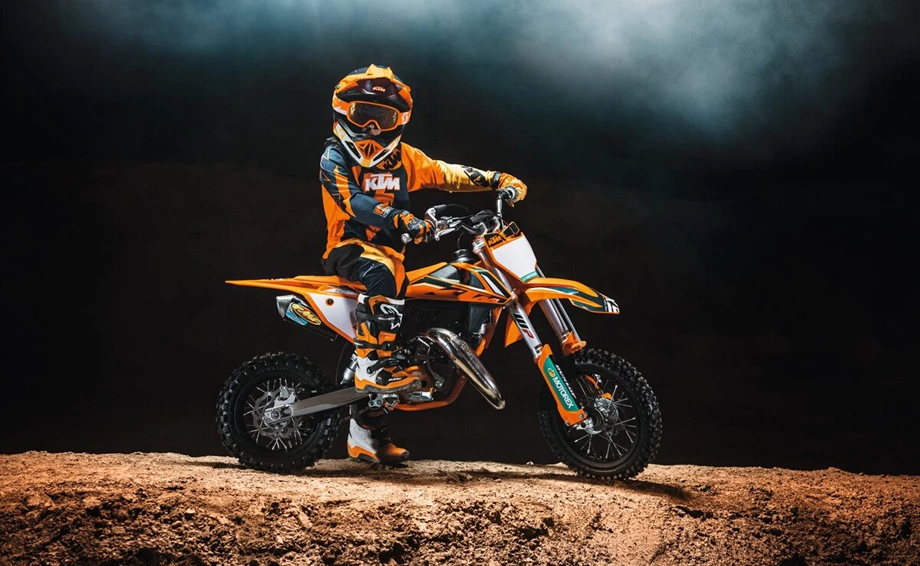 KTM 50 SX FACTORY EDITION Bild 3: KTM 50 SX FACTORY EDITION