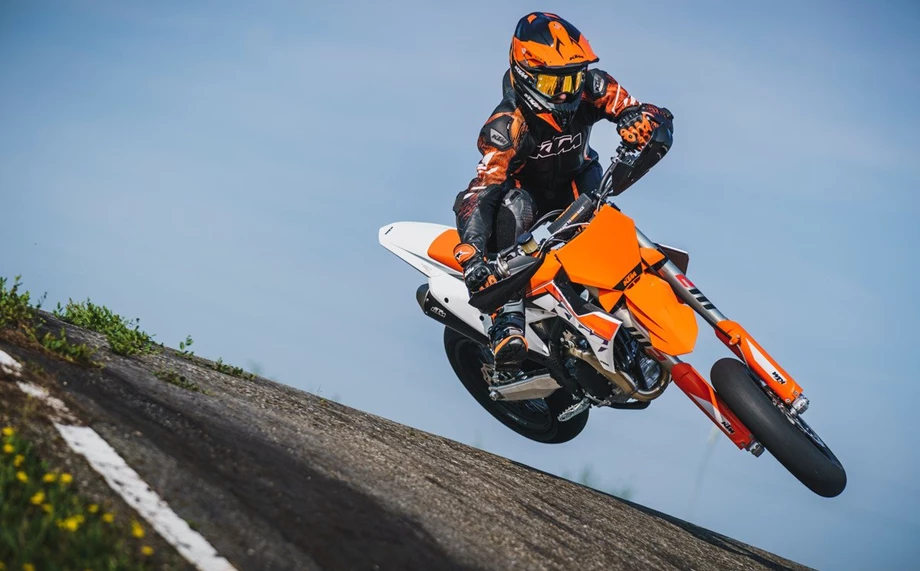KTM 450 SMR Bild 7: KTM 450 SMR