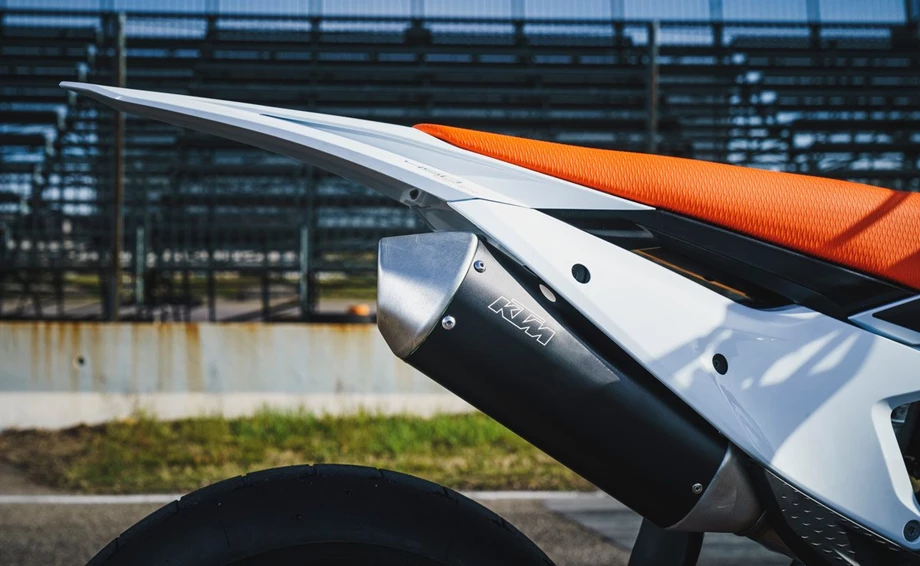 KTM 450 SMR Bild 9: KTM 450 SMR