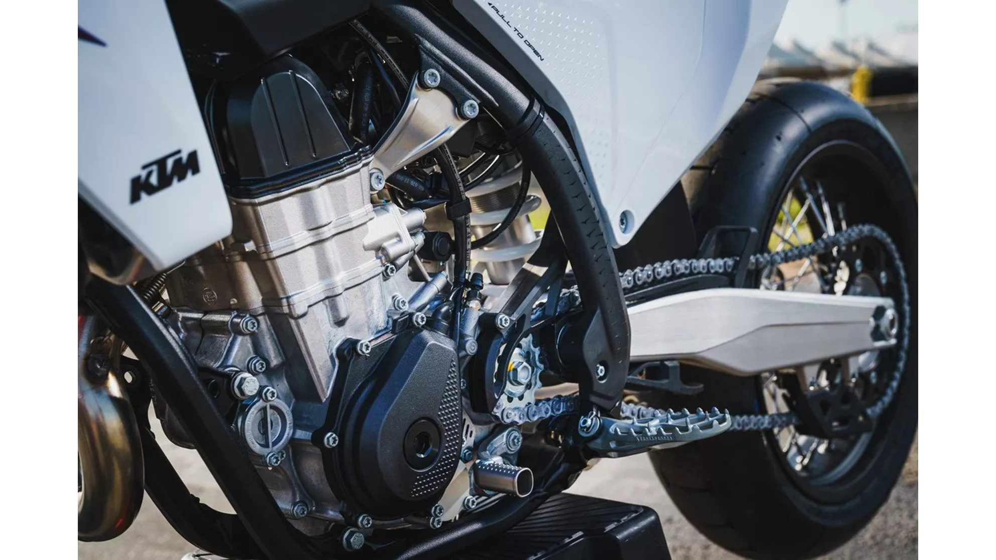 KTM 450 SMR - Image 9 KTM 450 SMR - Image 9