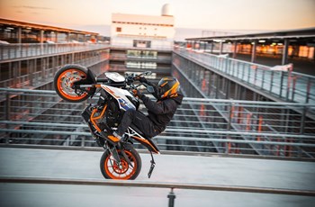 KTM 125 Duke 2023 - Bild 3 KTM 125 Duke 2023 - Bild 3