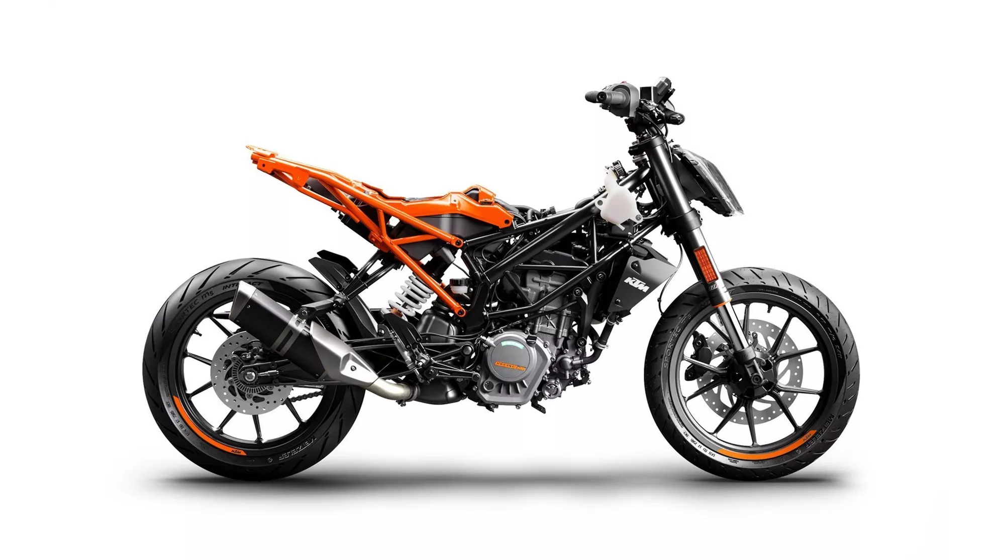 KTM 125 Duke - Image 9 KTM 125 Duke - Image 9