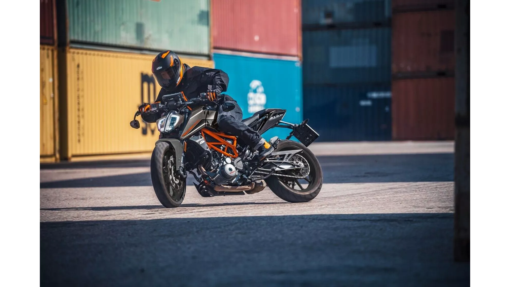 KTM 390 Duke - Image 1 KTM 390 Duke - Image 1